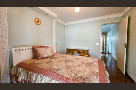 Casa para alugar com 392m², 6 quartos e 4 vagas Casa para alugar com 392m², 6 quartos e 4 vagasQuarto 3