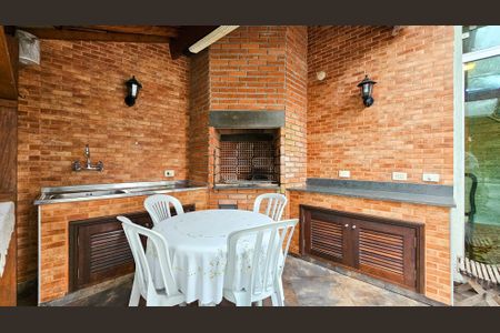 Casa para alugar com 392m², 6 quartos e 4 vagas Casa para alugar com 392m², 6 quartos e 4 vagasChurrasqueira