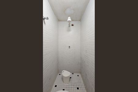 Casa para alugar com 392m², 6 quartos e 4 vagas Casa para alugar com 392m², 6 quartos e 4 vagasBanheiro do Quarto 7