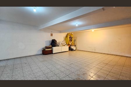 Casa para alugar com 392m², 6 quartos e 4 vagas Casa para alugar com 392m², 6 quartos e 4 vagasGaragem