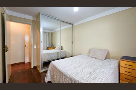 Casa para alugar com 392m², 6 quartos e 4 vagas Casa para alugar com 392m², 6 quartos e 4 vagasQuarto 5