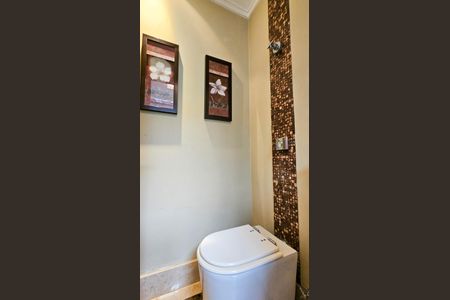 Casa para alugar com 392m², 6 quartos e 4 vagas Casa para alugar com 392m², 6 quartos e 4 vagasBanheiro 1