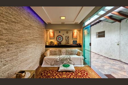 Casa para alugar com 392m², 6 quartos e 4 vagas Casa para alugar com 392m², 6 quartos e 4 vagasQuarto 2