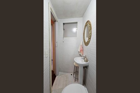 Casa para alugar com 392m², 6 quartos e 4 vagas Casa para alugar com 392m², 6 quartos e 4 vagasBanheiro do Quarto 7