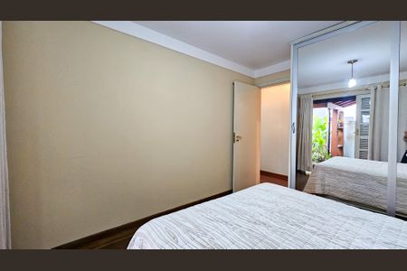 Casa para alugar com 392m², 6 quartos e 4 vagas Casa para alugar com 392m², 6 quartos e 4 vagasQuarto 5