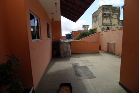 Casa à venda com 112m², 2 quartos e sem vagaQuintal