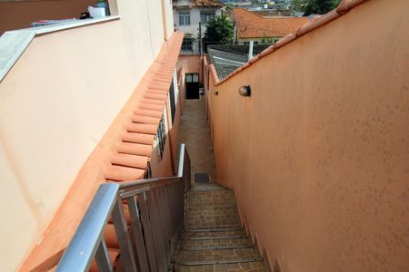 Casa à venda com 112m², 2 quartos e sem vagaEscada de acesso