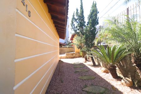 Casa à venda com 223m², 3 quartos e 4 vagasJardim