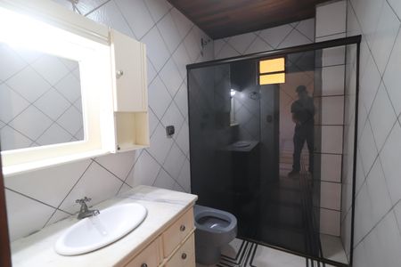 Casa à venda com 223m², 3 quartos e 4 vagasBanheiro