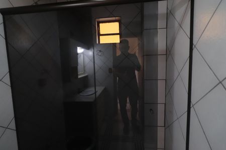 Casa à venda com 223m², 3 quartos e 4 vagasBanheiro