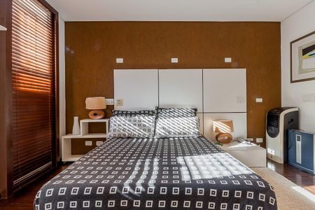 Casa à venda com 1500m², 7 quartos e 6 vagasFoto 28