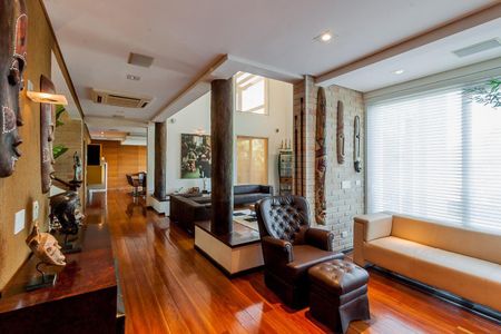 Casa à venda com 1500m², 7 quartos e 6 vagasFoto 15