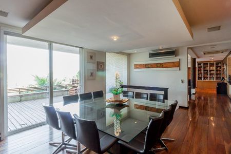 Casa à venda com 1500m², 7 quartos e 6 vagasFoto 25