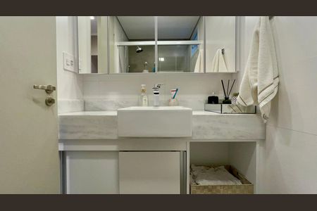 Apartamento à venda com 100m², 3 quartos e 1 vaga Apartamento à venda com 100m², 3 quartos e 1 vagaBanheiro