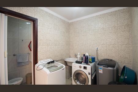Casa para alugar com 300m², 5 quartos e 3 vagas Casa para alugar com 300m², 5 quartos e 3 vagasÁrea de Serviço