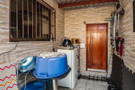 Casa à venda com 180m², 3 quartos e 3 vagasÁrea de Serviço