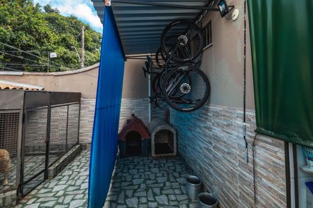 Casa à venda com 180m², 3 quartos e 3 vagasÁrea Externa