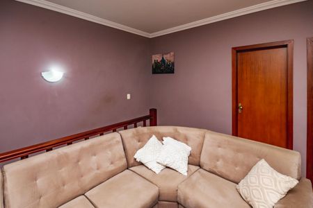 Casa à venda com 180m², 3 quartos e 3 vagasSala 2