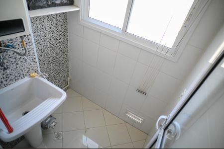 Apartamento à venda com 46m², 2 quartos e 1 vaga Apartamento à venda com 46m², 2 quartos e 1 vagaÁrea de Serviço
