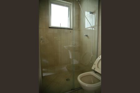 Casa à venda com 322m², 3 quartos e 3 vagasBanheiro de serviço