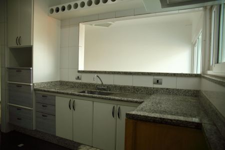 Casa à venda com 322m², 3 quartos e 3 vagasCozinha