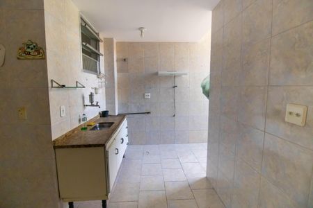 Apartamento à venda com 72m², 2 quartos e 1 vagaCozinha e Área de Serviço