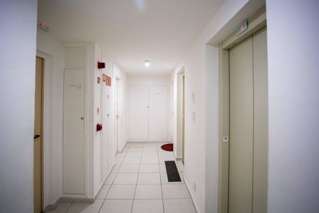 Apartamento à venda com 44m², 2 quartos e 1 vagaHall de entrada