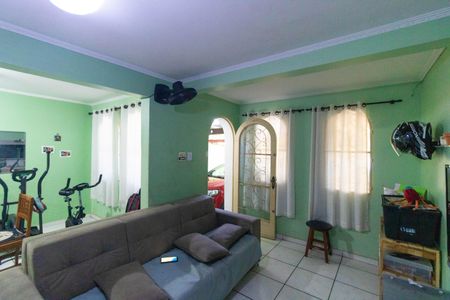 Sala de casa à venda com 4 quartos, 125m² em Vila Iapi, Campinas