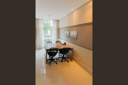 Apartamento à venda com 81m², 3 quartos e 1 vaga Apartamento à venda com 81m², 3 quartos e 1 vagaCoworking