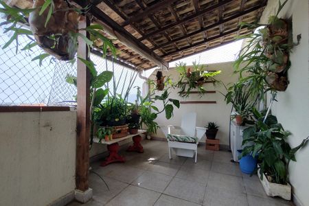 Apartamento à venda com 182m², 3 quartos e 1 vaga Apartamento à venda com 182m², 3 quartos e 1 vagaCobertura