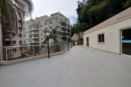 Apartamento à venda com 182m², 3 quartos e 1 vaga Apartamento à venda com 182m², 3 quartos e 1 vagaÁrea comum