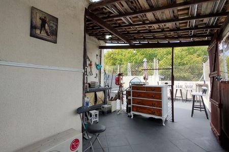 Apartamento à venda com 182m², 3 quartos e 1 vaga Apartamento à venda com 182m², 3 quartos e 1 vagaCobertura