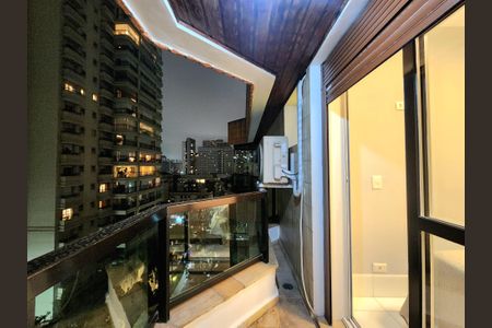 Apartamento à venda com 36m², 1 quarto e 1 vaga Apartamento à venda com 36m², 1 quarto e 1 vagaVaranda da Suíte