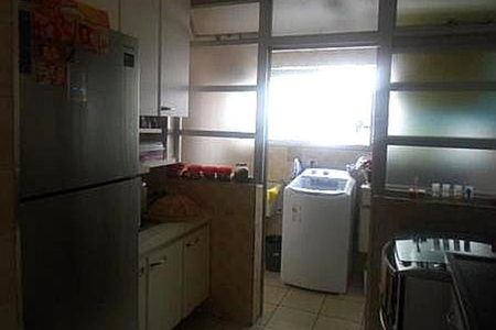 Apartamento à venda com 77m², 2 quartos e 1 vaga