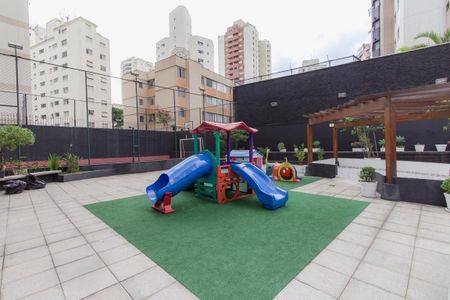 Apartamento à venda com 59m², 2 quartos e 1 vaga Apartamento à venda com 59m², 2 quartos e 1 vagaÁrea comum - Playground