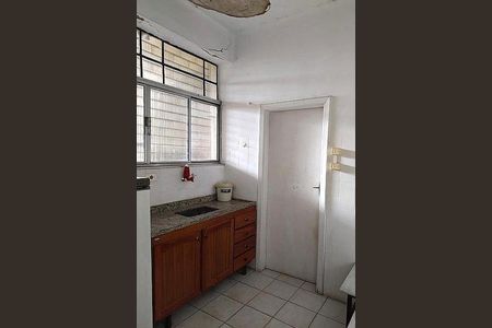Casa à venda com 250m², 4 quartos e 6 vagas
