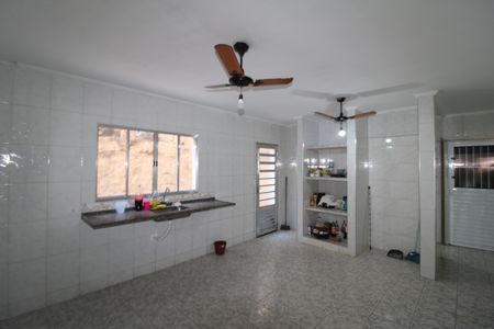 Casa à venda com 264m², 5 quartos e 5 vagasCozinha