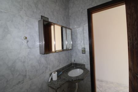 Casa à venda com 264m², 5 quartos e 5 vagasBanheiro