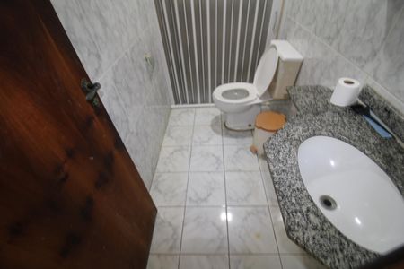 Casa à venda com 264m², 5 quartos e 5 vagasBanheiro