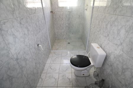 Casa à venda com 264m², 5 quartos e 5 vagasQuarto 5 - Banheiro