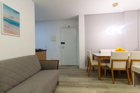 Apartamento à venda com 67m², 2 quartos e 1 vagaSala