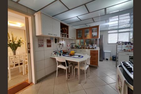 Apartamento à venda com 360m², 3 quartos e 1 vagaCozinha