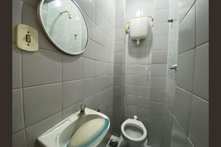 Apartamento à venda com 79m², 3 quartos e sem vagaBanheiro de serviço