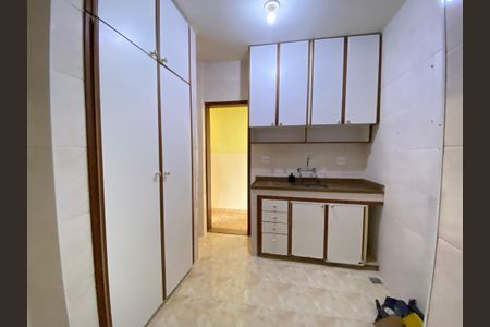 Apartamento à venda com 79m², 3 quartos e sem vagaCozinha