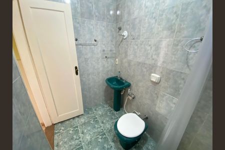 Apartamento à venda com 79m², 3 quartos e sem vagaBanheiro