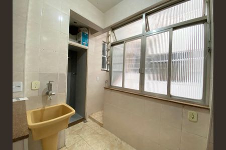 Apartamento à venda com 79m², 3 quartos e sem vagaÁrea de Serviço