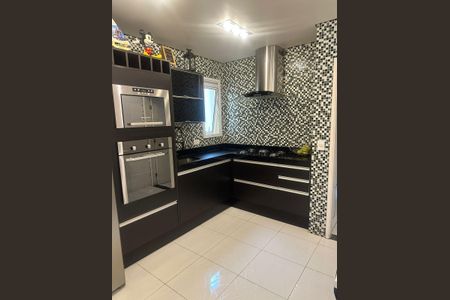 Apartamento à venda com 107m², 3 quartos e 2 vagasCozinha