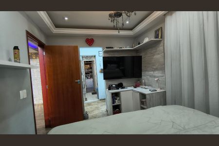 Casa de condomínio à venda com 200m², 2 quartos e 2 vagasSuíte