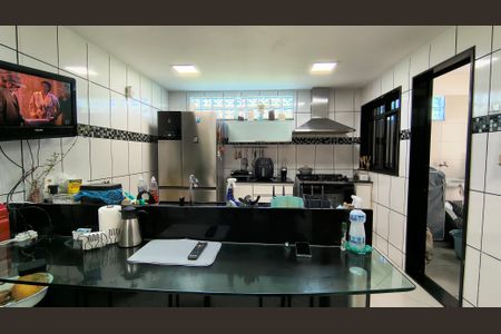 Casa de condomínio à venda com 200m², 2 quartos e 2 vagasCozinha