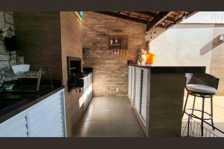 Casa de condomínio à venda com 200m², 2 quartos e 2 vagasÁrea Gourmet